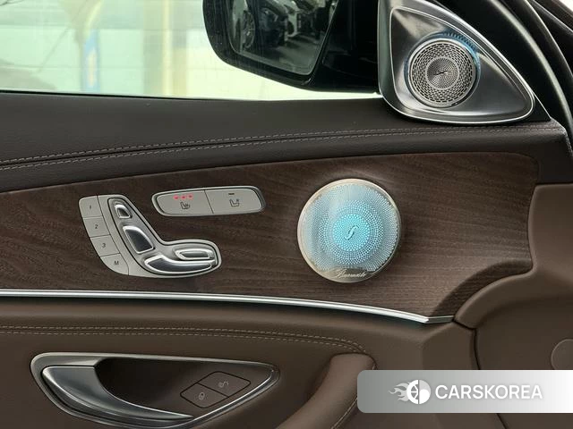 Mercedes-Benz E-Class 2021 Черный из Китая, фото 4