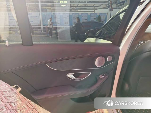 Mercedes-Benz C-class 2021 Белый из Китая, фото 4