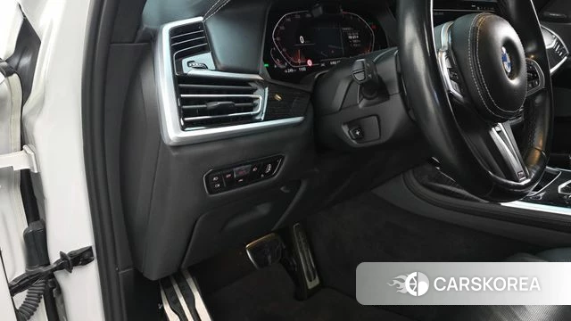 BMW X7 (G07) 2021 Белый из Кореи, фото 4