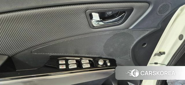 Ssangyong Tivoli Air 2018 Белый из Кореи, фото 4