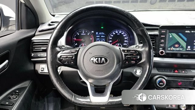 Kia Stonic 2018 Белый из Кореи, фото 4