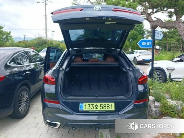 BMW X6 (G06) 2025 Черный из Кореи, фото 4
