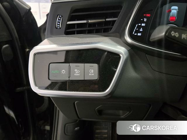 Audi A6 2021 Черный из Китая, фото 4