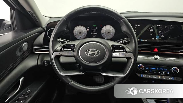 Hyundai The New Avante (CN7) 2023 Белый из Кореи, фото 5