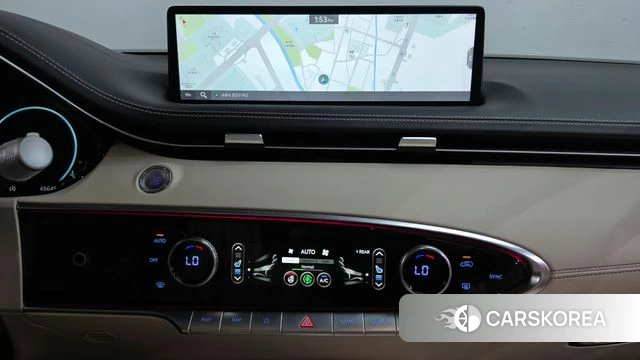 Genesis GV70 2023 Белый из Кореи, фото 4