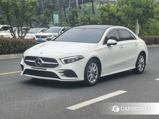 Mercedes-Benz A-Class 2023 Белый из Китая, фото 4