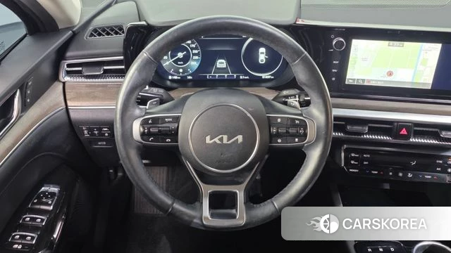 Kia K5 3rd generation 2023 Черный из Кореи, фото 4