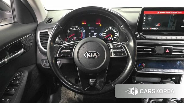 Kia Seltos 2019 Белый из Кореи, фото 4