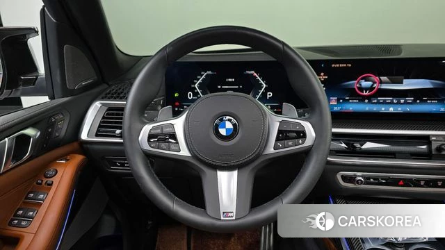 BMW X7 (G07) 2025 Белый из Кореи, фото 4