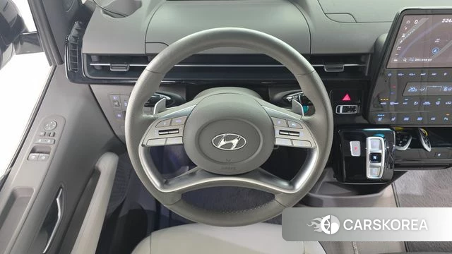 Hyundai Staria 2023 Белый из Кореи, фото 4