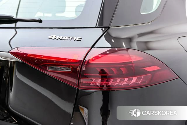 Mercedes-Benz GLE 2023 Черный из Китая, фото 4