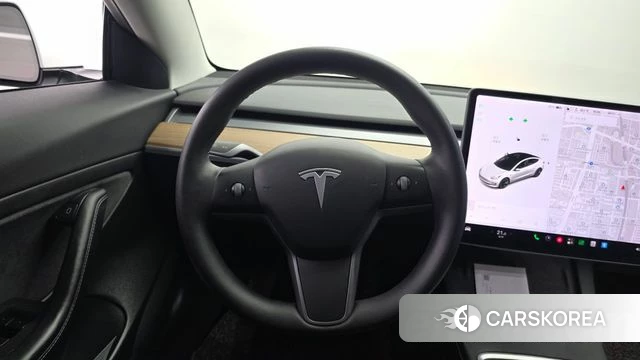Tesla Model 3 2021 Белый из Кореи, фото 4