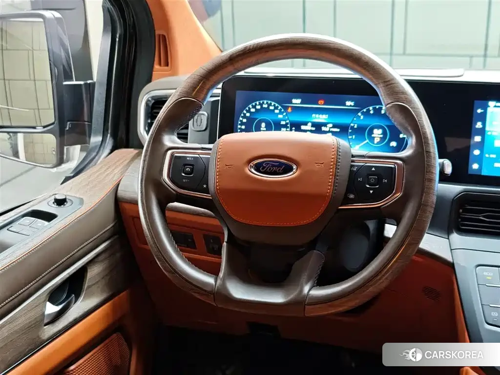 Ford Tourneo 2024 Черный из Китая, фото 4