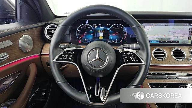 Mercedes-Benz E-Class W213 2021 Серый из Кореи, фото 4