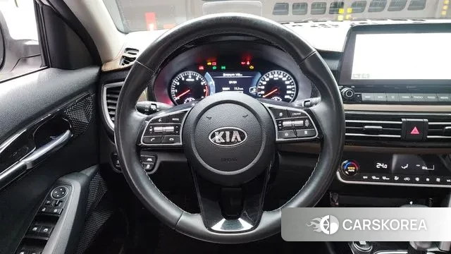 Kia Seltos 2021 Белый из Кореи, фото 4