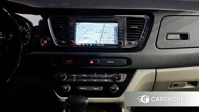 Kia The New Carnival 2018 Белый из Кореи, фото 4