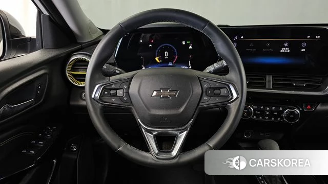 Chevrolet (GM Daewoo) Trax Crossover 2023 Белый из Кореи, фото 4