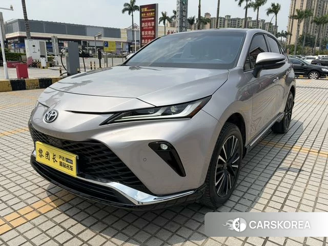 Toyota Venza 2023 Серебристо-серый из Китая, фото 4