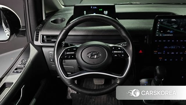Hyundai Staria 2023 Белый из Кореи, фото 4