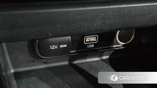 Kia Seltos 2019 Белый из Кореи, фото 4