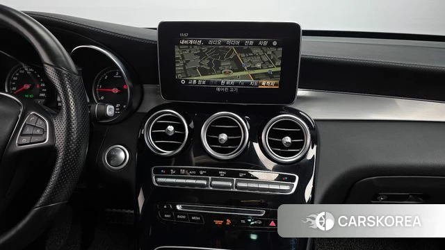Mercedes-Benz GLC-Class X253 2018 Белый из Кореи, фото 4