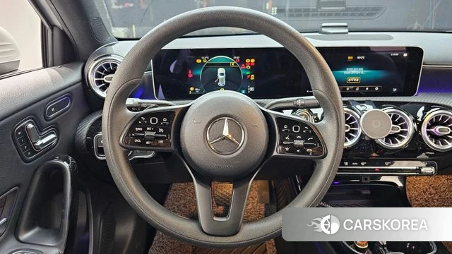 Mercedes-Benz A-Class W177 2019 Белый из Кореи, фото 4