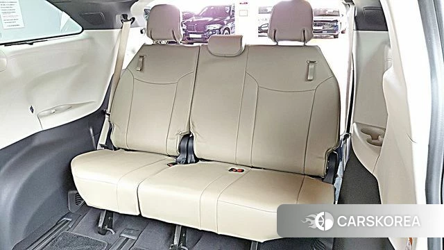 Toyota Sienna 4th Generation 2021 Черный из Кореи, фото 4