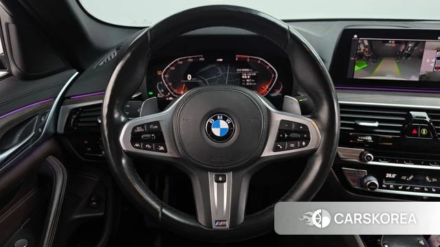 BMW 5 Series (G30) 2020 Белый из Кореи, фото 4