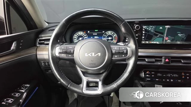 Kia K5 3rd generation 2023 Черный из Кореи, фото 4