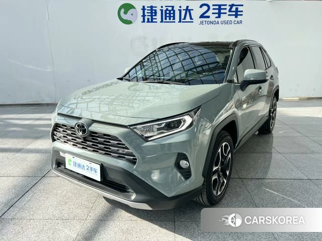 Toyota RAV4 2021 Зеленый из Китая, фото 4