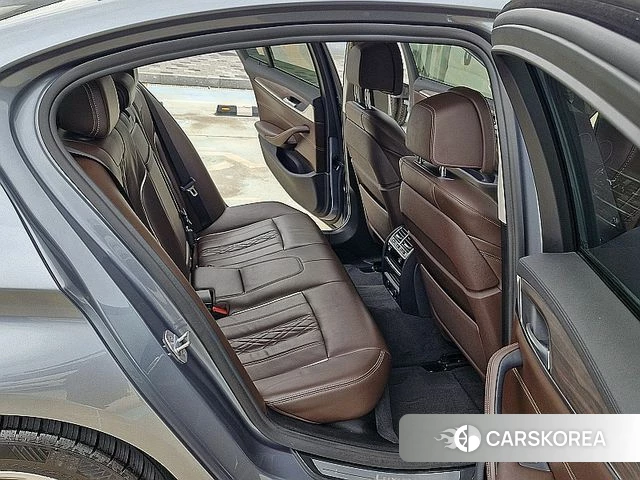 BMW 5 Series (G30) 2018 Серый из Кореи, фото 4