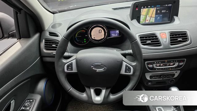 Renault Korea (Samsung) SM3 Z.E. 2019 Серебристо-серый из Кореи, фото 4