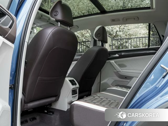 Volkswagen Tayron 2024 Синий из Китая, фото 4