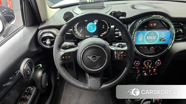 Mini Cooper 2023 Белый из Кореи, фото 4