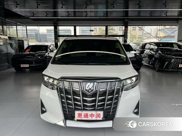 Toyota Alphard 2021 Белый из Китая, фото 4