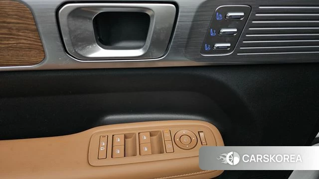 Hyundai Santa Fe (MX5) 2025 Белый из Кореи, фото 4