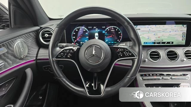 Mercedes-Benz E-Class W213 2022 Черный из Кореи, фото 4