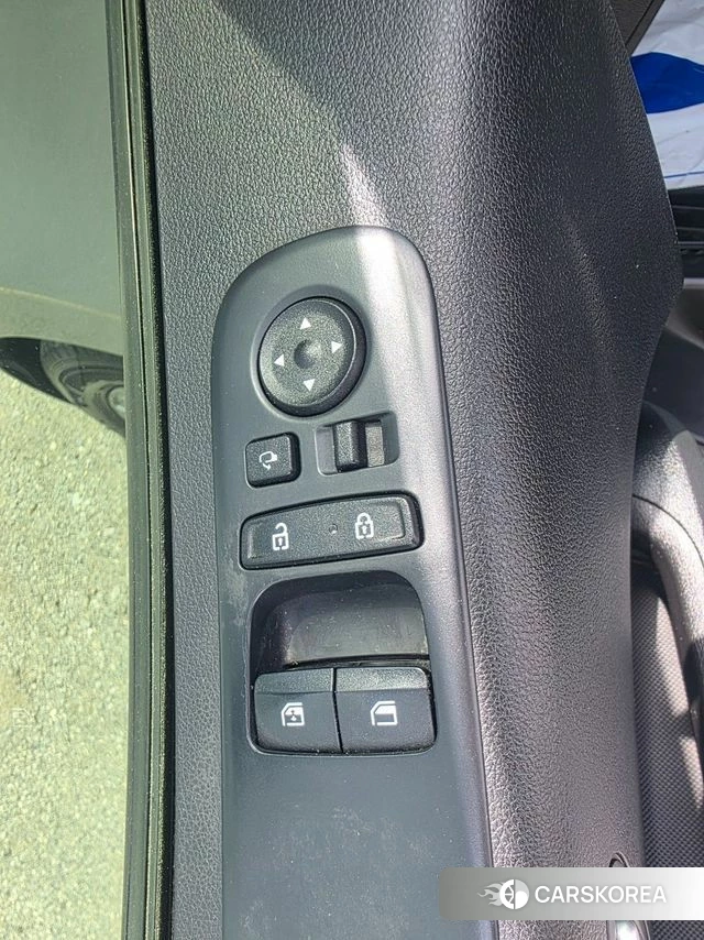 Hyundai Staria 2021 Серебряный из Кореи, фото 4