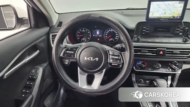 Kia Seltos 2021 Белый из Кореи, фото 4