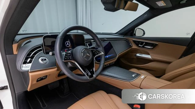 Mercedes-Benz E-Class W214 2024 Белый из Кореи, фото 4