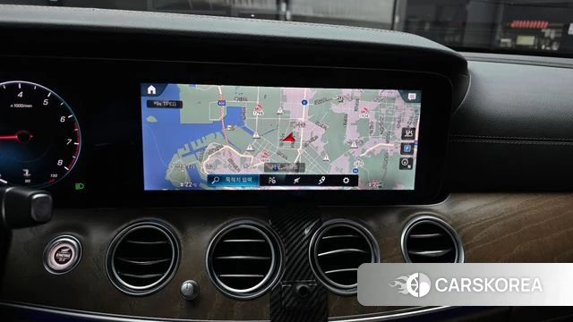 Mercedes-Benz E-Class W213 2021 Черный из Кореи, фото 4