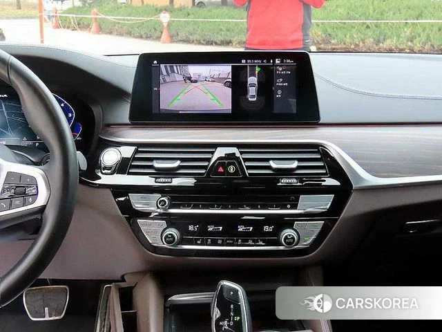 BMW 5 Series (G30) 2020 Серый из Кореи, фото 4
