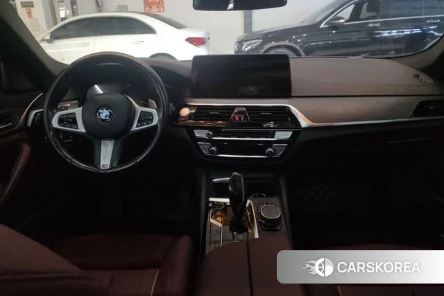 BMW 5 series 2021 Черный из Китая, фото 4
