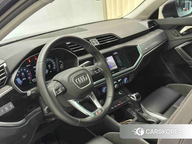Audi Q3 Sportback 2021 Темно-серый из Китая, фото 4