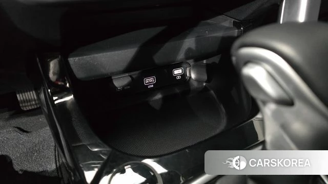 Kia Seltos 2022 Серый из Кореи, фото 4