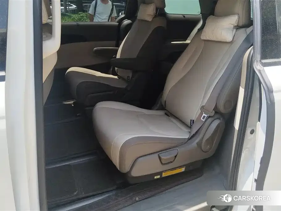 Kia Carnival 2024 Белый из Китая, фото 4