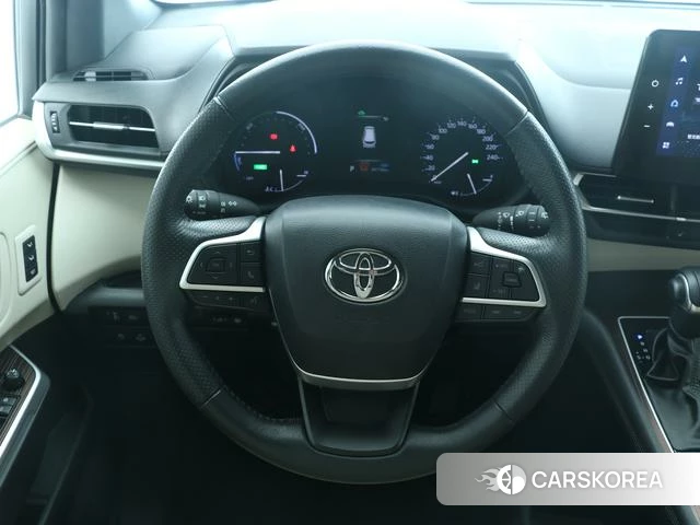 Toyota Granvia 2024 Белый из Китая, фото 4