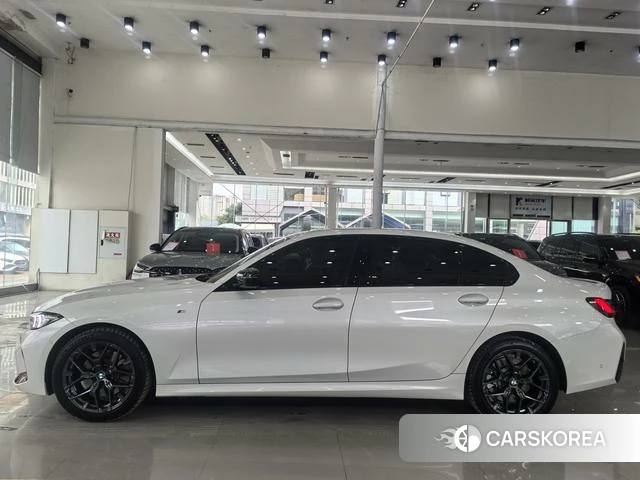 BMW 3 series 2025 Белый из Китая, фото 4