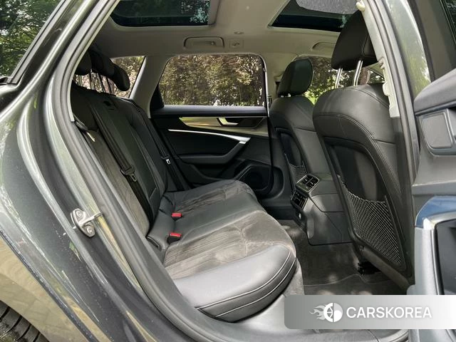 Audi A6 2021 Темно-серый из Китая, фото 4
