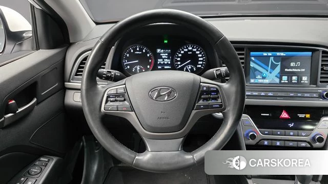 Hyundai Avante AD 2018 Белый из Кореи, фото 4